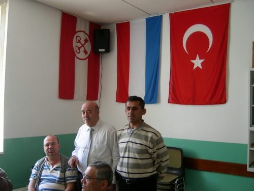 2008-vlnr-M.-Ozturk-Hasan-Guney-XXXX-A.Memisoglu-kantine-Turkse-moskee-scaled